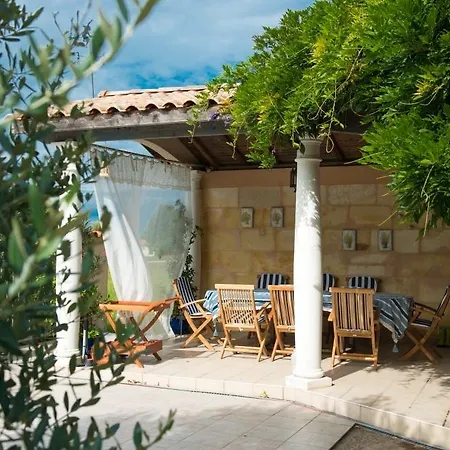 La Baronnerie Bed & Breakfast *